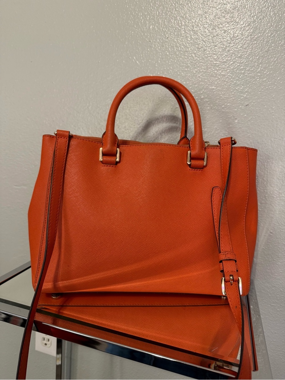 Michael Kors Orange Saffiano Tote & Matching Zip Wristlet Wallet Set - Picture 3 of 16